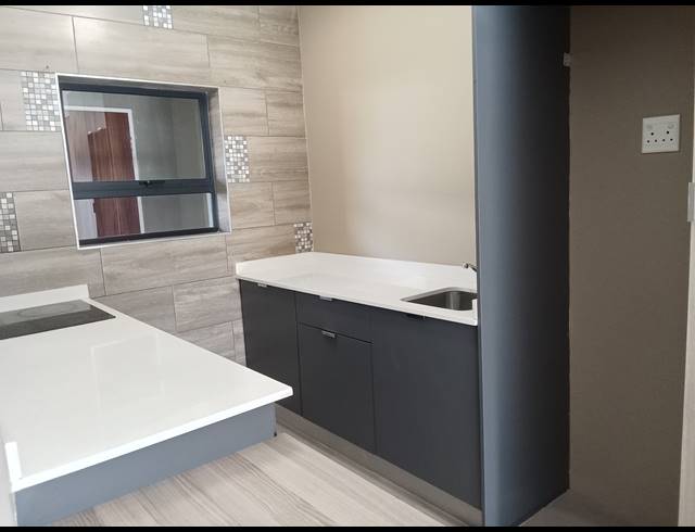 2 BEDROOM APARTMENT TO LET IN BERARIO
